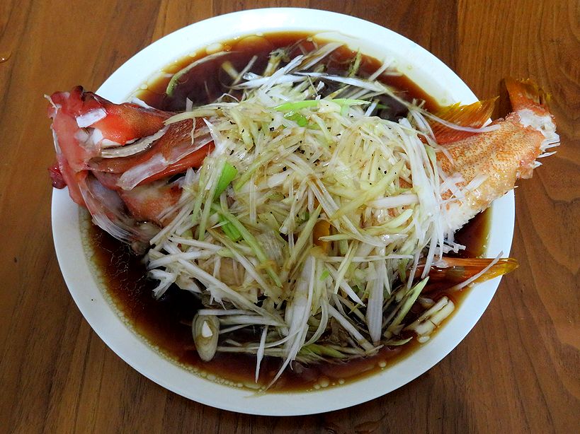アカハタは 清蒸 チン ヂョン して食べてください 横浜丸魚株式会社