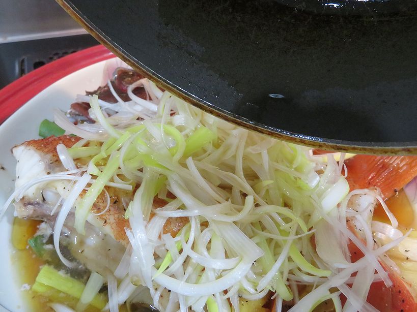 アカハタの酒蒸しを食べよう 横浜丸魚株式会社 アカハタの酒蒸しを食べよう 横浜丸魚株式会社